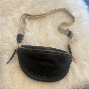 Black Fanny pack/ Crossbody Bag
